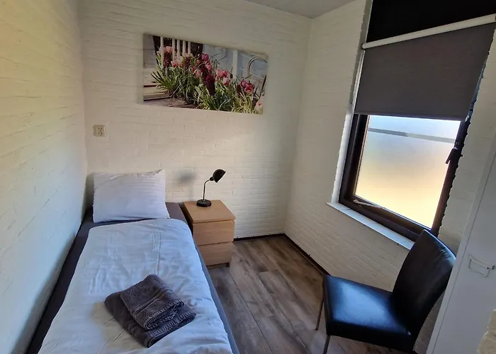 House Anemoon- 2 Km From The